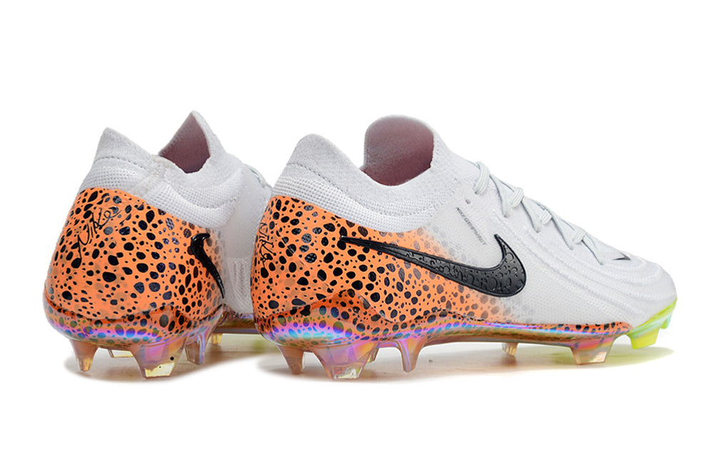 Image of Nike Phantom Luna GX2 Elite FG