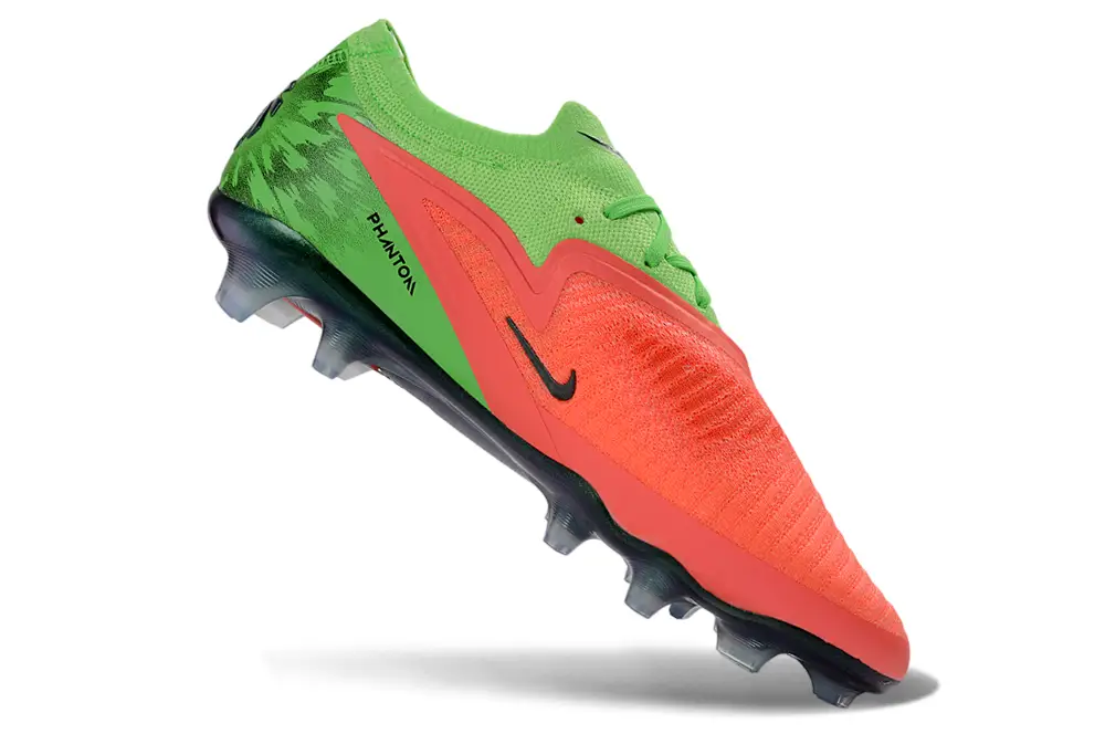 Image of NIKE Nike Phantom 6 Elite FG Soccer Cleats With Gripknit Touch - Soccer Shoes Soccer Shoe
