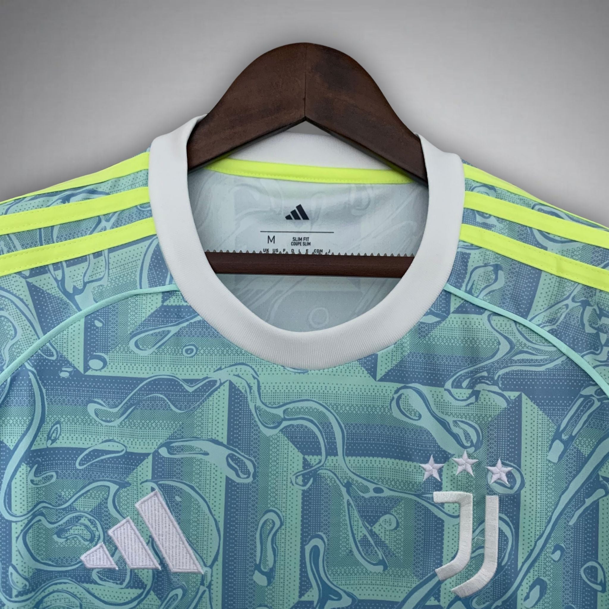 Image of 25/26 Juventus Away Kit