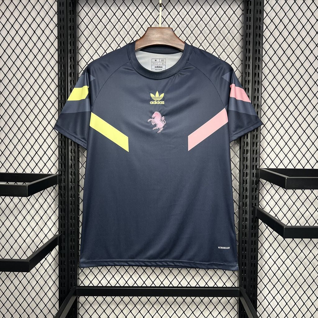 Juventus 2024/25 Pre-match training uniform Jersey