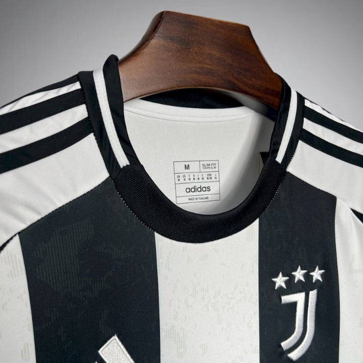 Image of 24-25 Juventus Premium Home Kit - FootballPrestige.com - Premium Football Jerseys - Italy Special kits