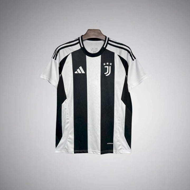 Image of 24-25 Juventus Premium Home Kit - FootballPrestige.com - Premium Football Jerseys - Italy Special kits