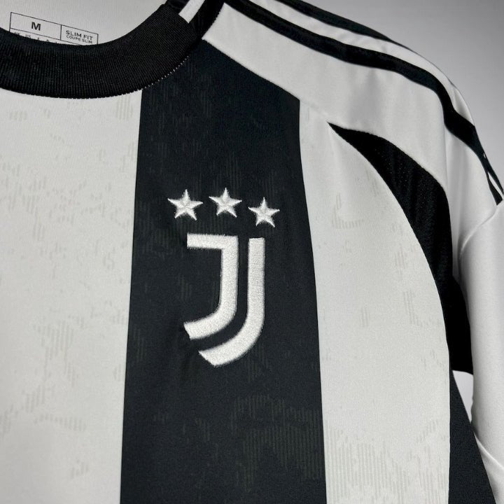 Image of 24-25 Juventus Premium Home Kit - FootballPrestige.com - Premium Football Jerseys - Italy Special kits