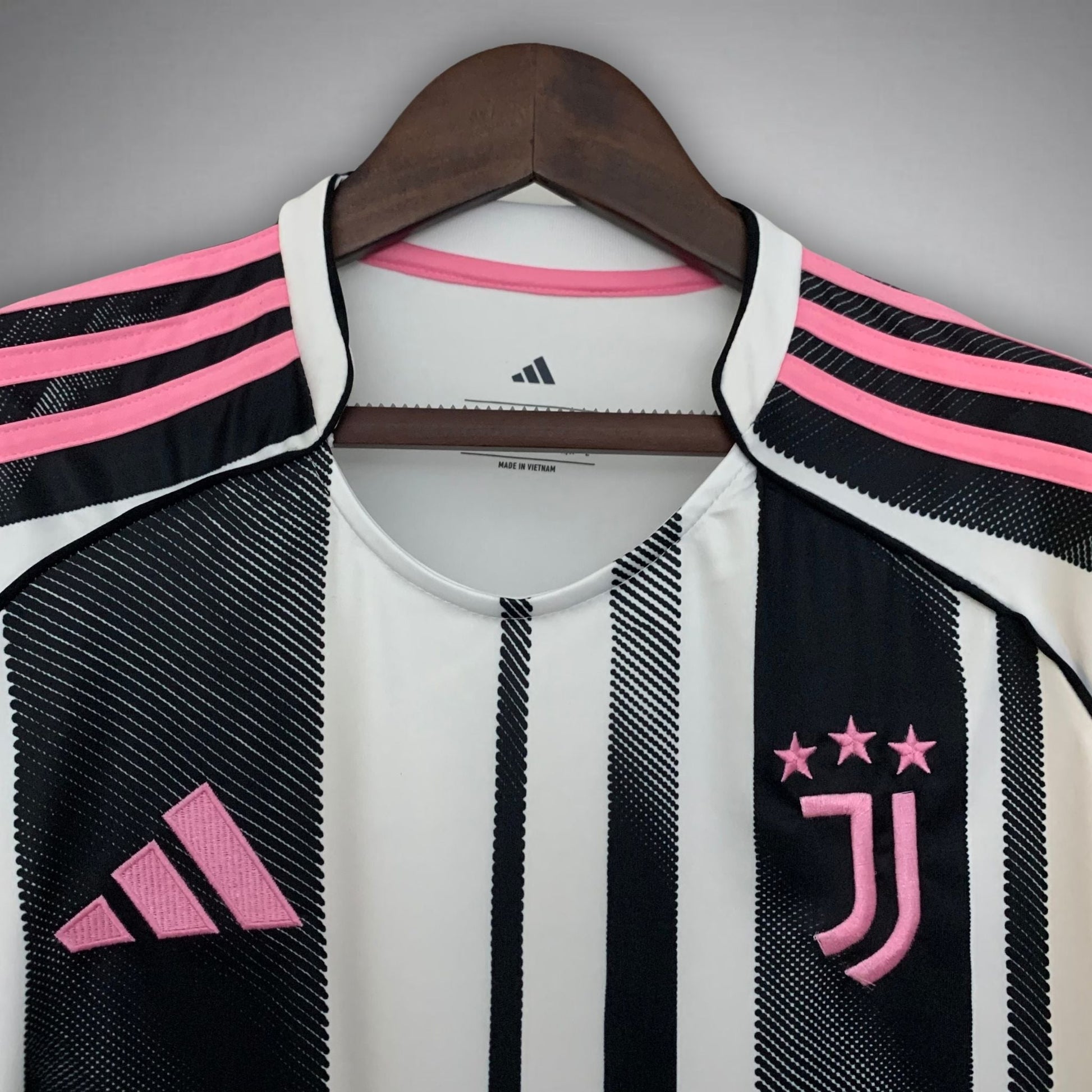 25/26 Juventus Home Kit - Premium Quality Jersey at FootballPrestige.com