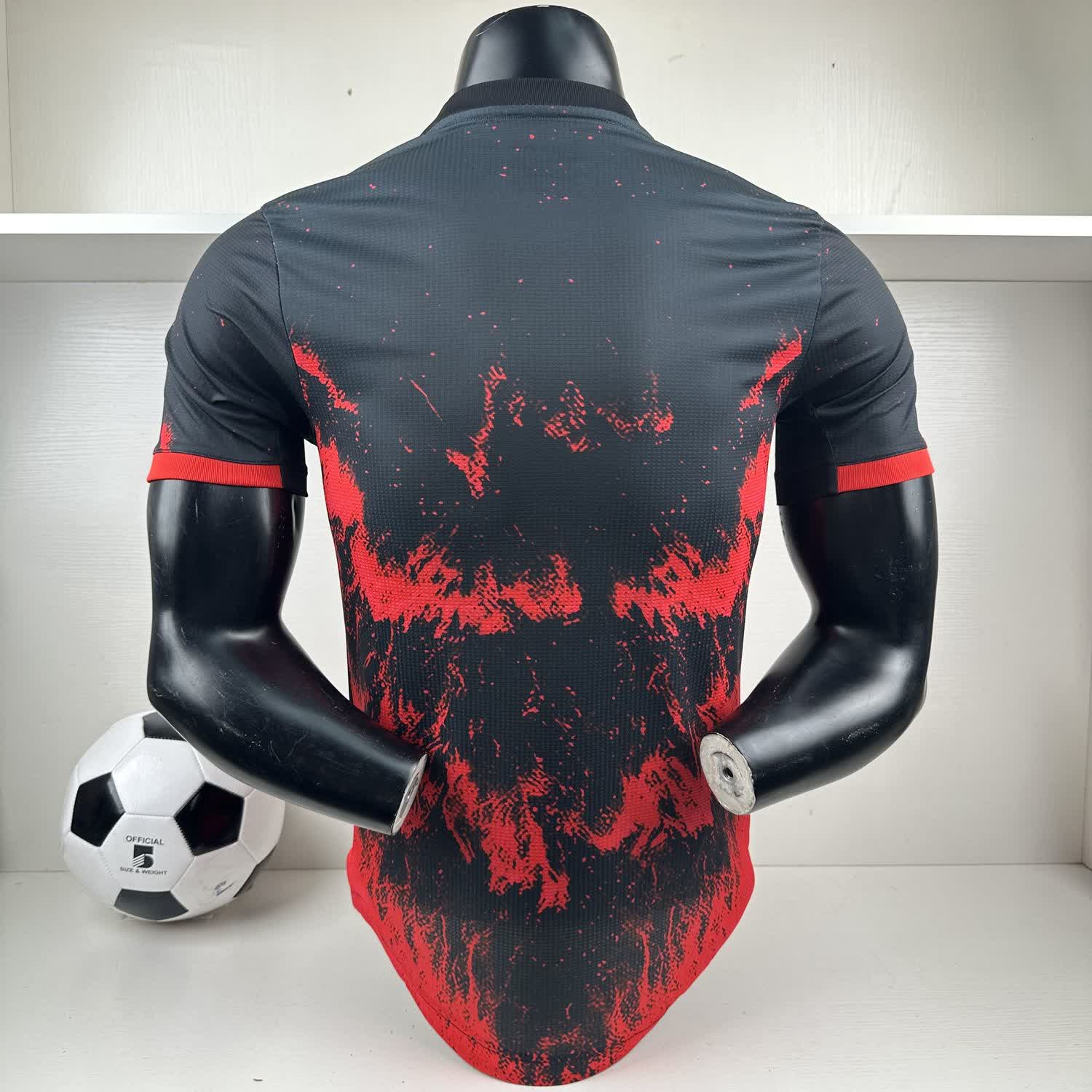 Manchester United 2024-25 Black and Red - Player Version