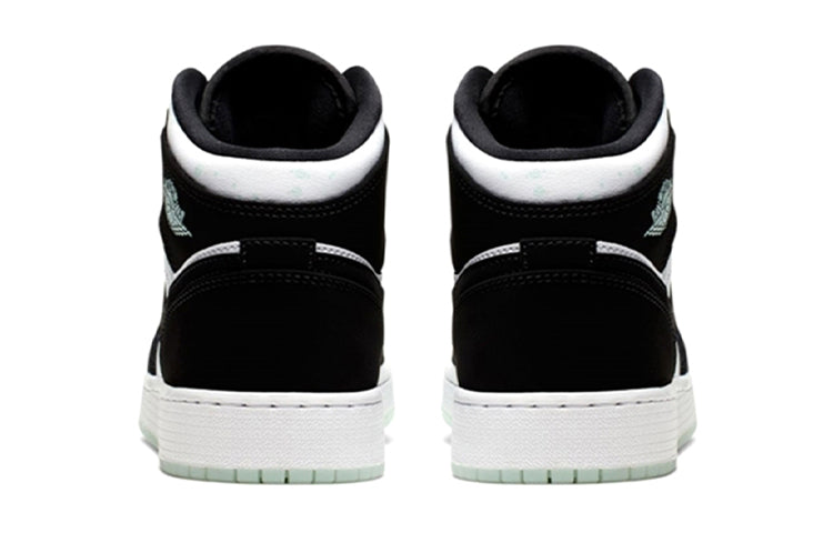 (GS) Air Jordan 1 Mid SE 'Glow in the Dark Panda' BQ6931-103