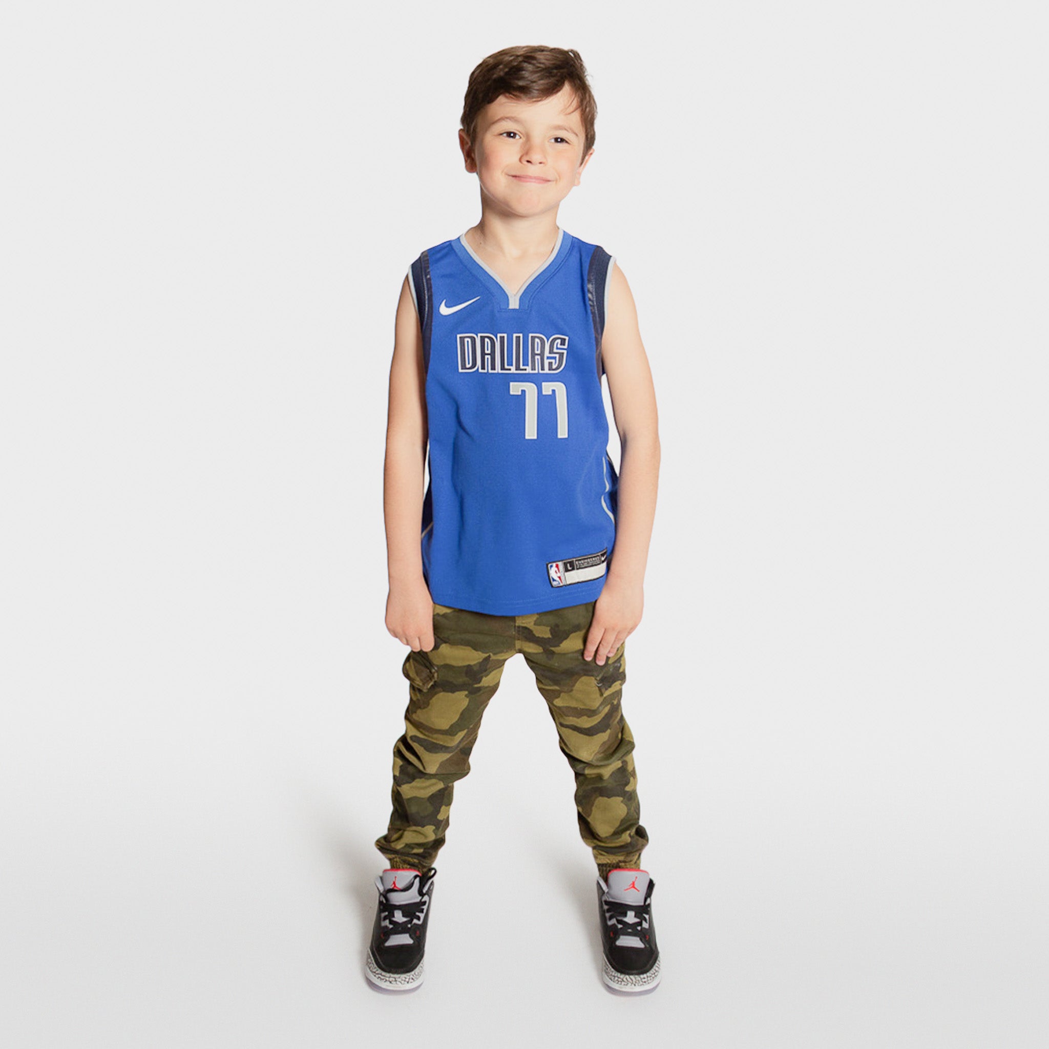 Image of Luka Dončić Dallas Mavericks 2024 Icon Edition Boys NBA Jersey