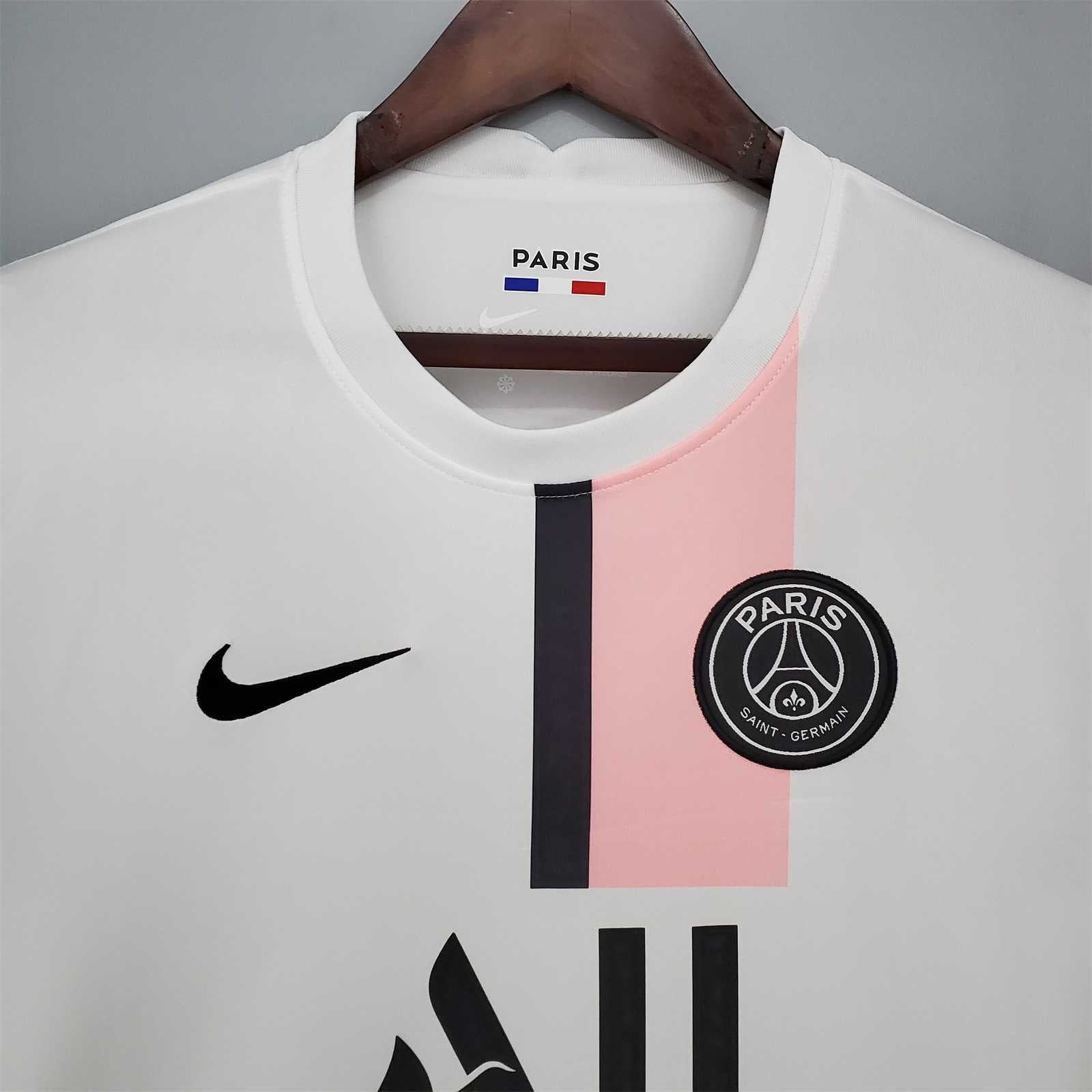 21-22 PSG away