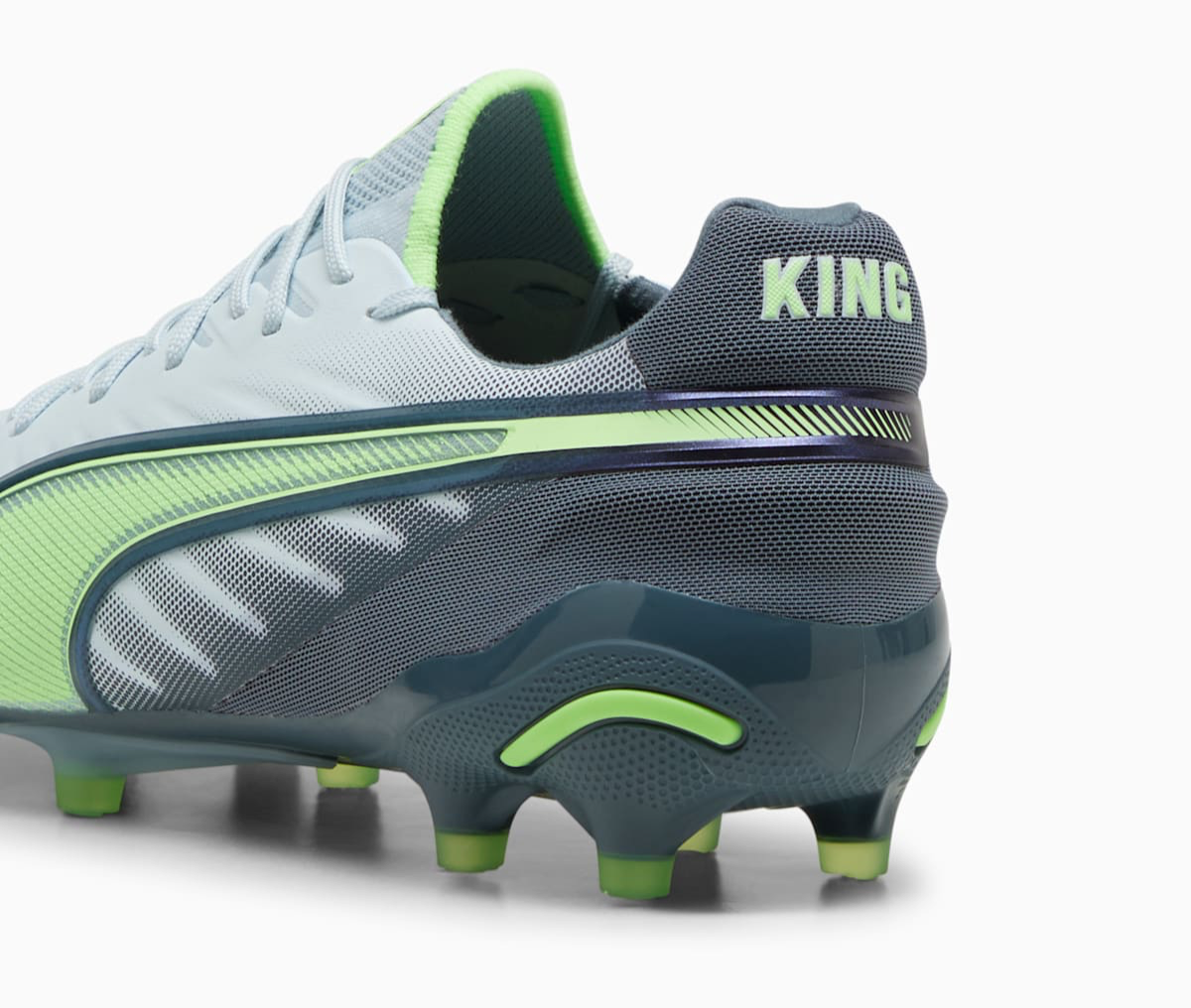 Puma King Ultimate FG/AG Lights Out