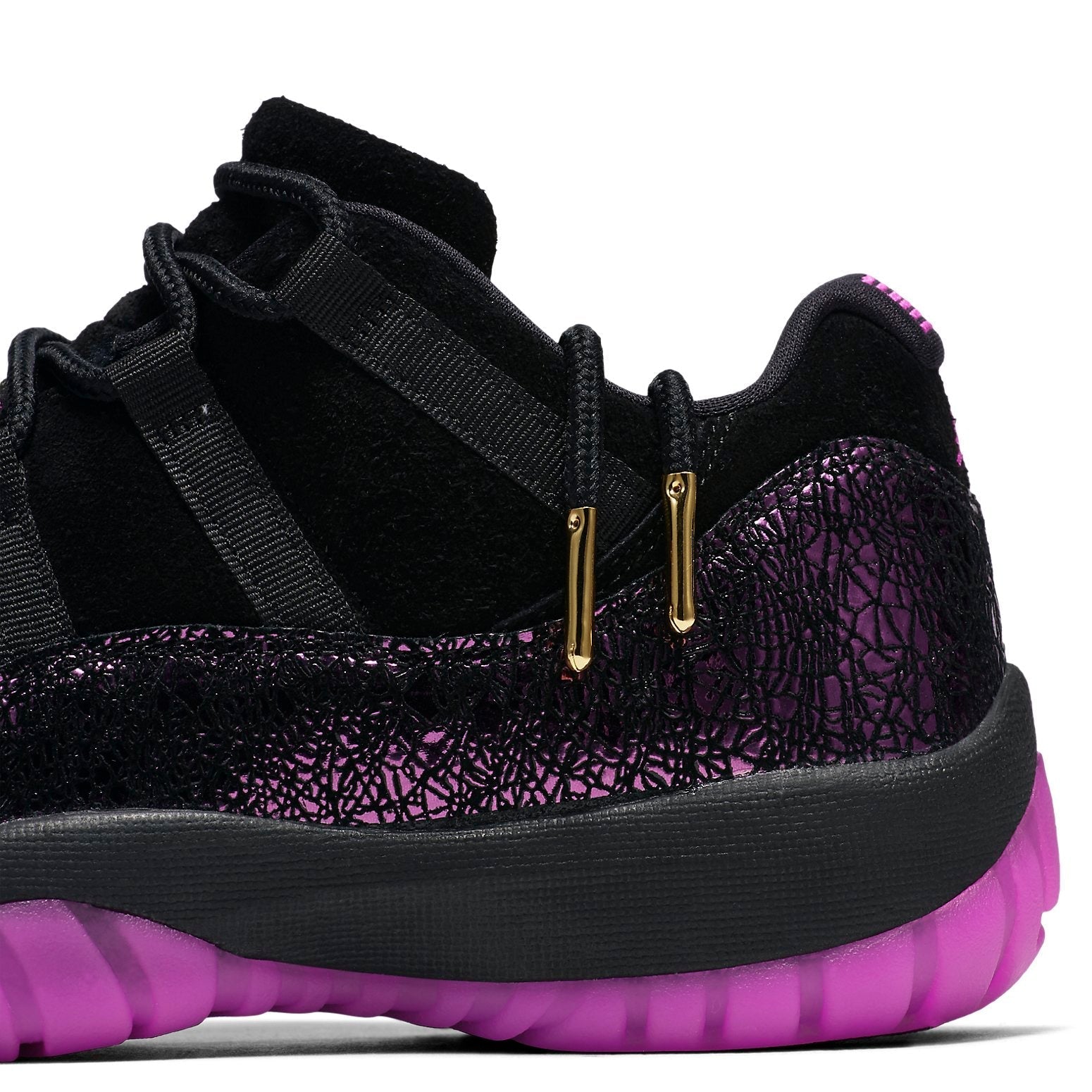 (WMNS) Air Jordan 11 Low 'Rook to Queen' AR5149-005