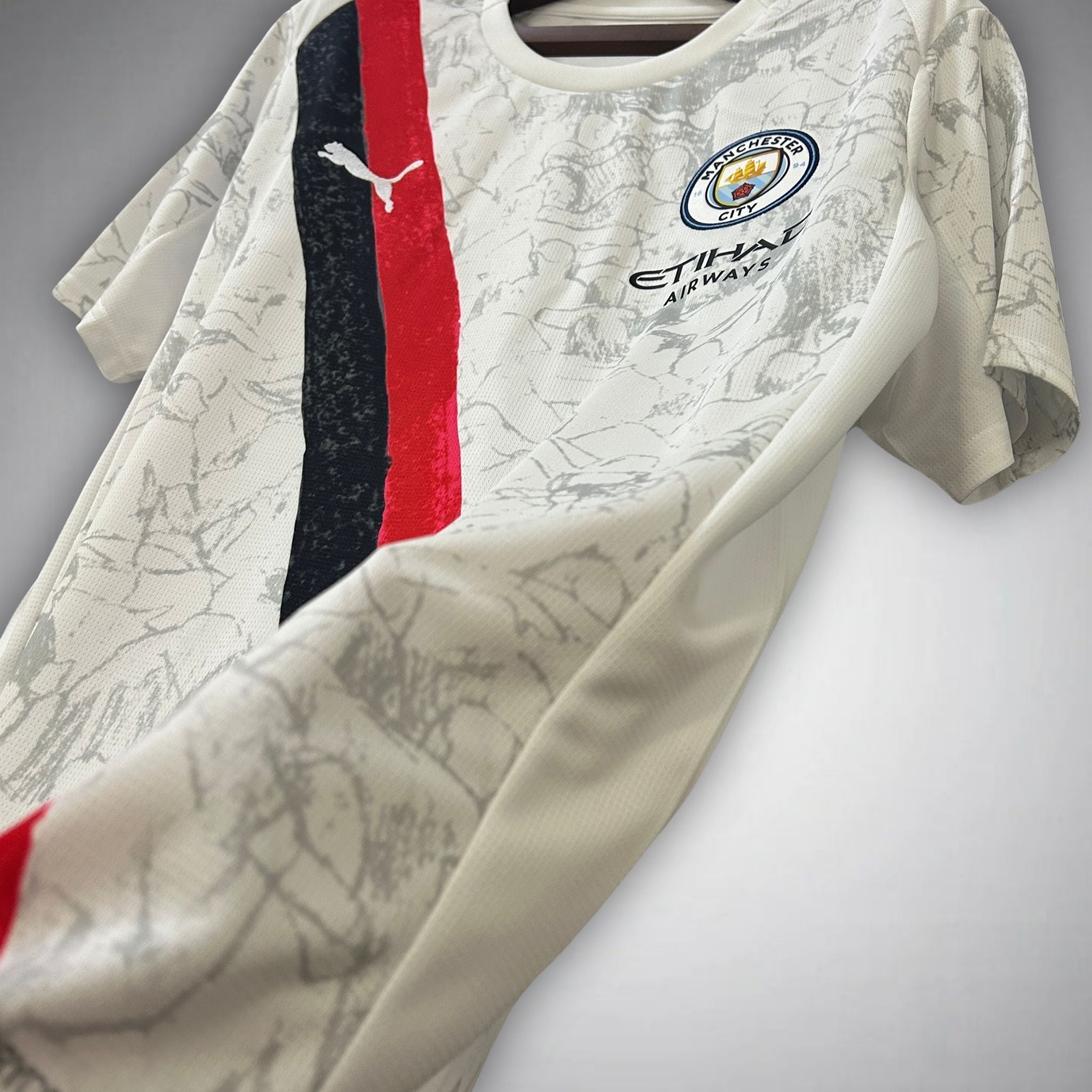 Image of 25/26 Manchester City Away Kit