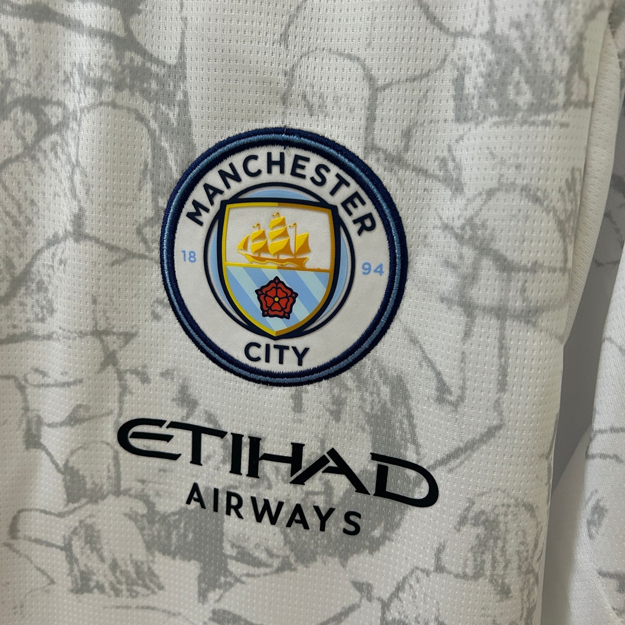 Image of 25/26 Manchester City Away Kit