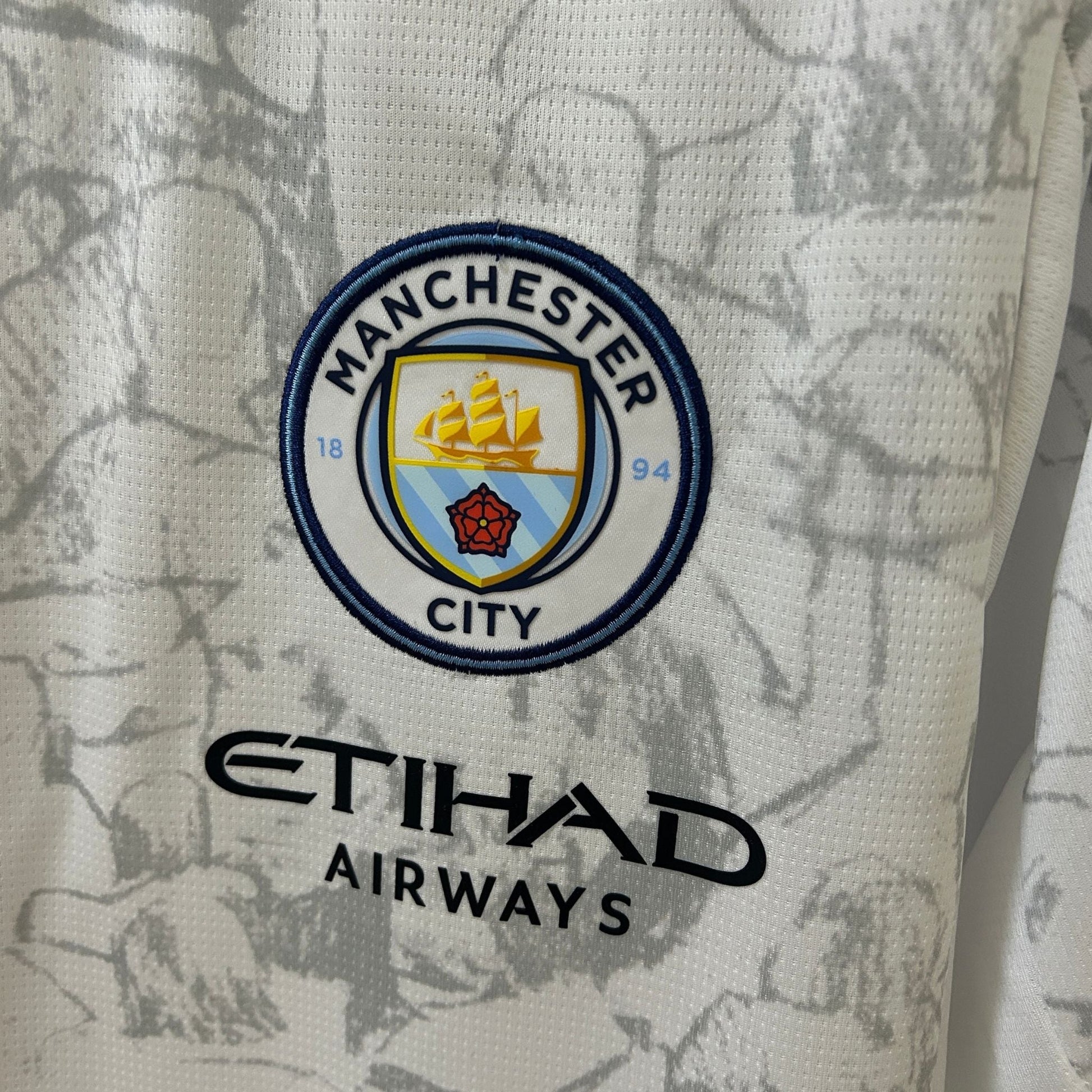 25/26 Manchester City Away Kit