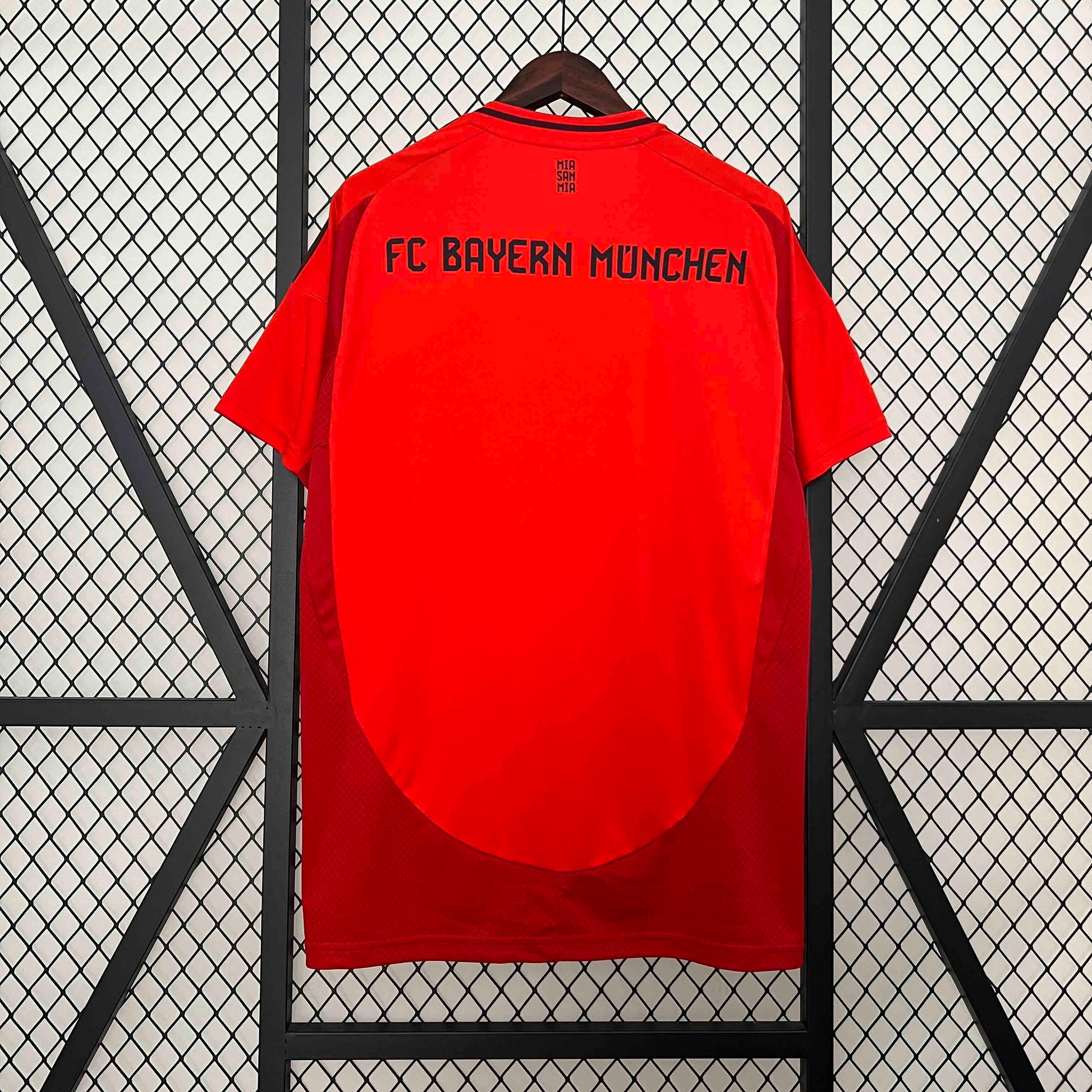 24-25 Bayern Munich Home Kit