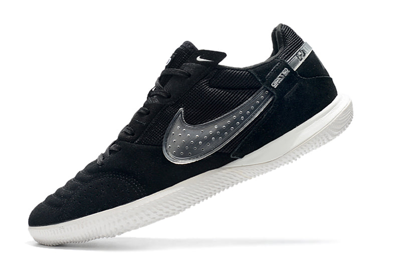 Nike streetgato IC