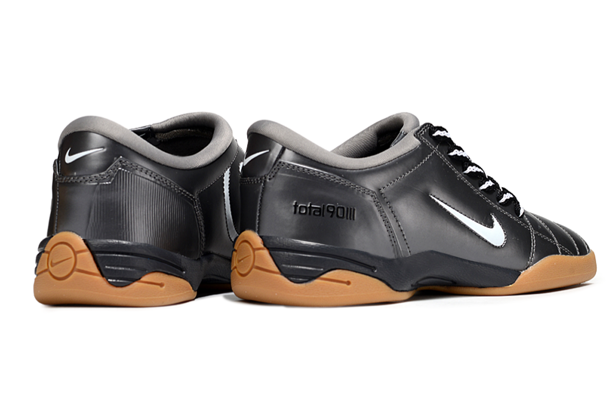 Nike T90 IC
