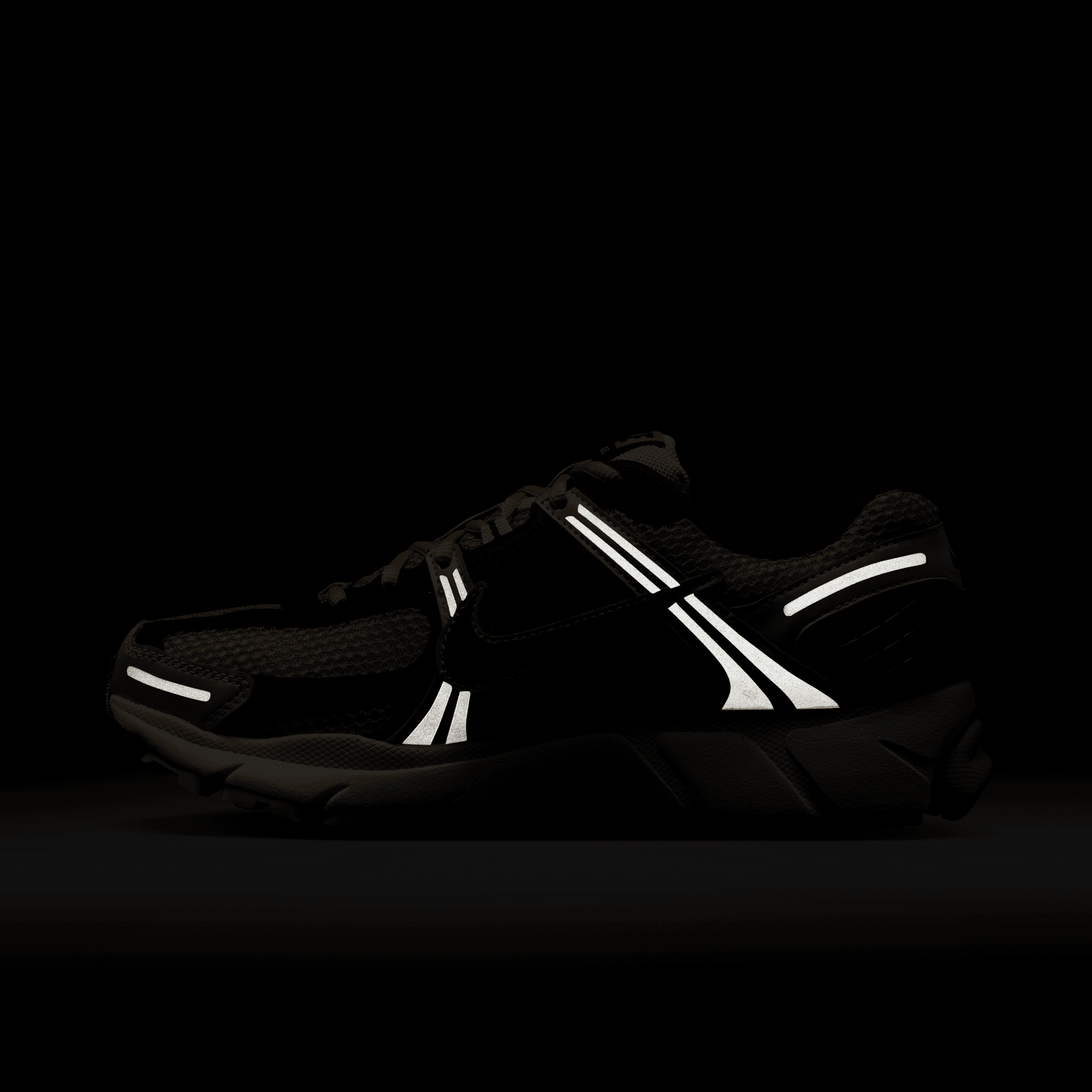 Image of Wmns Zoom Vomero 5 'Sand Drift Black'