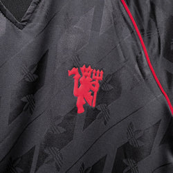 Image of Manchester United Originals Retro Lifestyle Kit Black