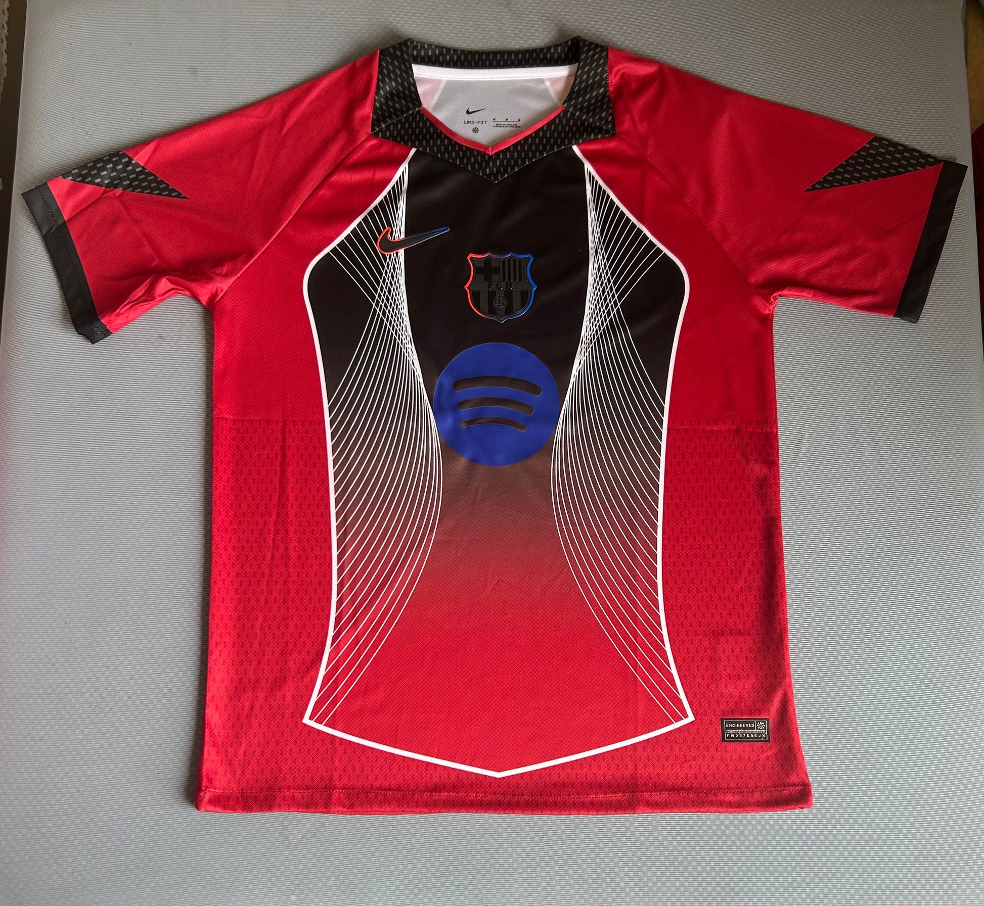 25-26 Barcelona Special Edition