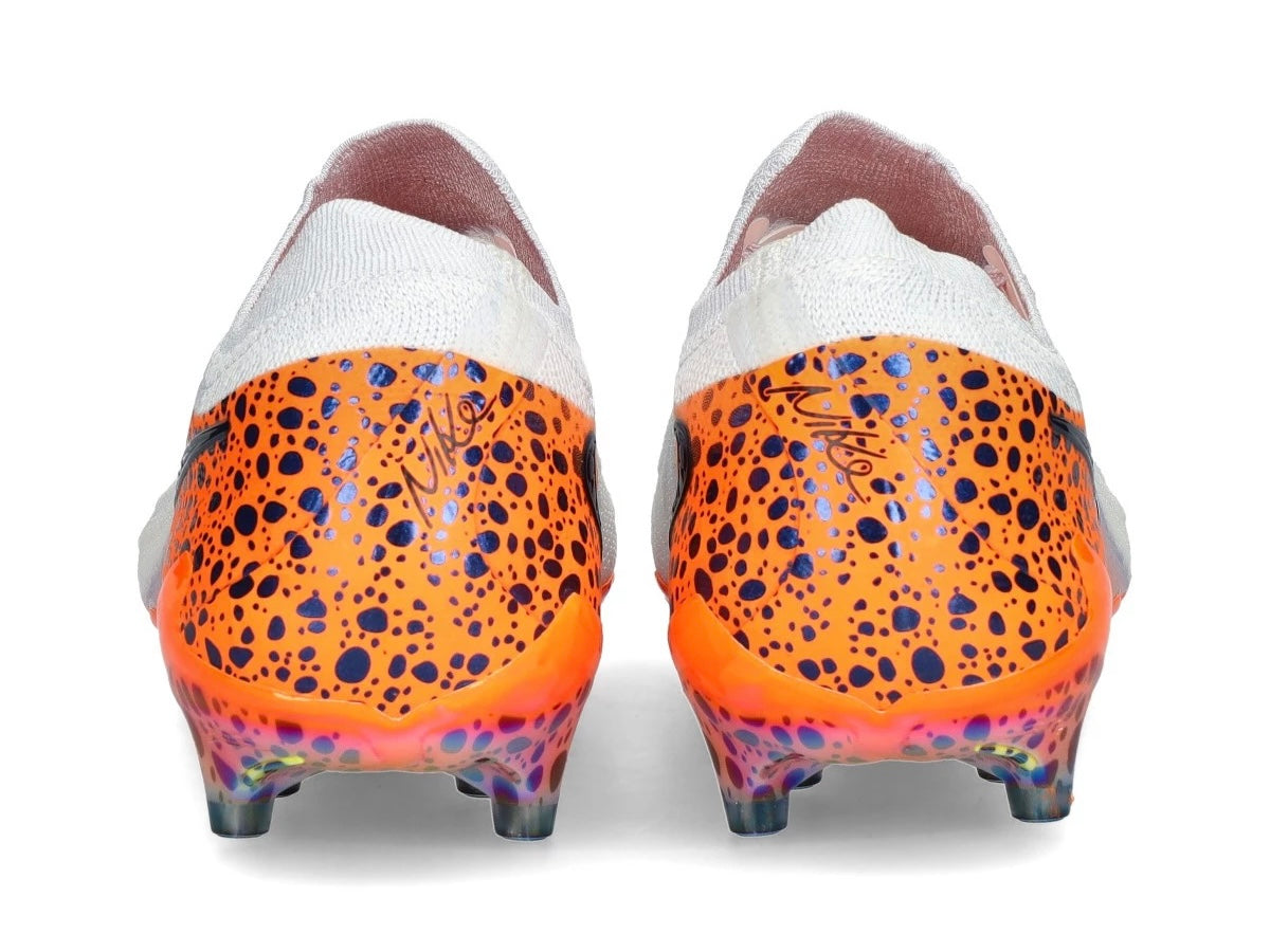 Image of Nike Phantom Luna GX2 Elite AG