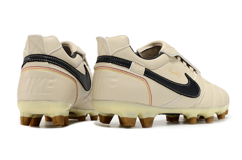 Image of Nike Tiempo Legend R10 FG