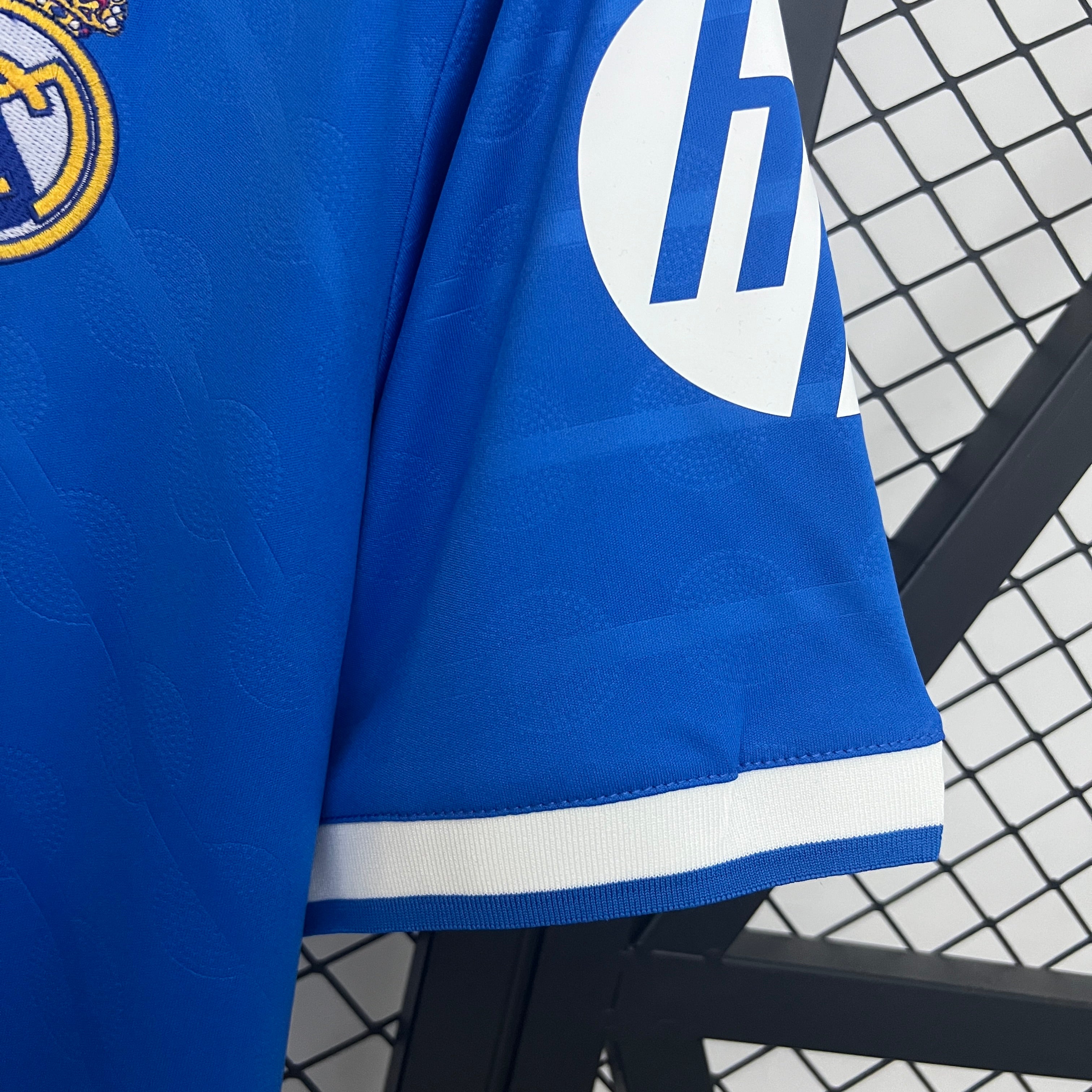 Real Madrid 2025/26 Third Away