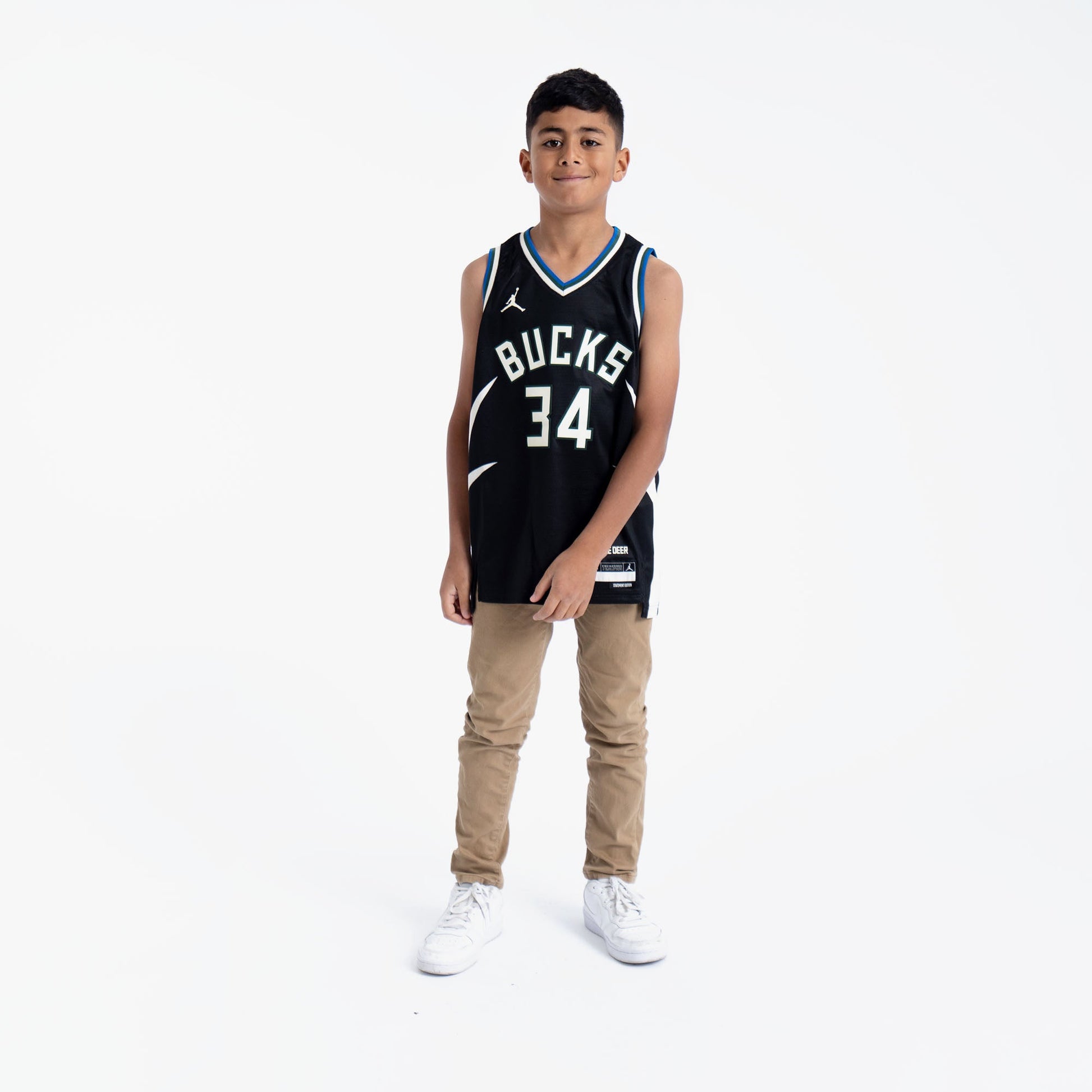 Giannis Antetokounmpo Milwaukee Bucks 2025 Statement Edition Youth NBA Swingman Jersey