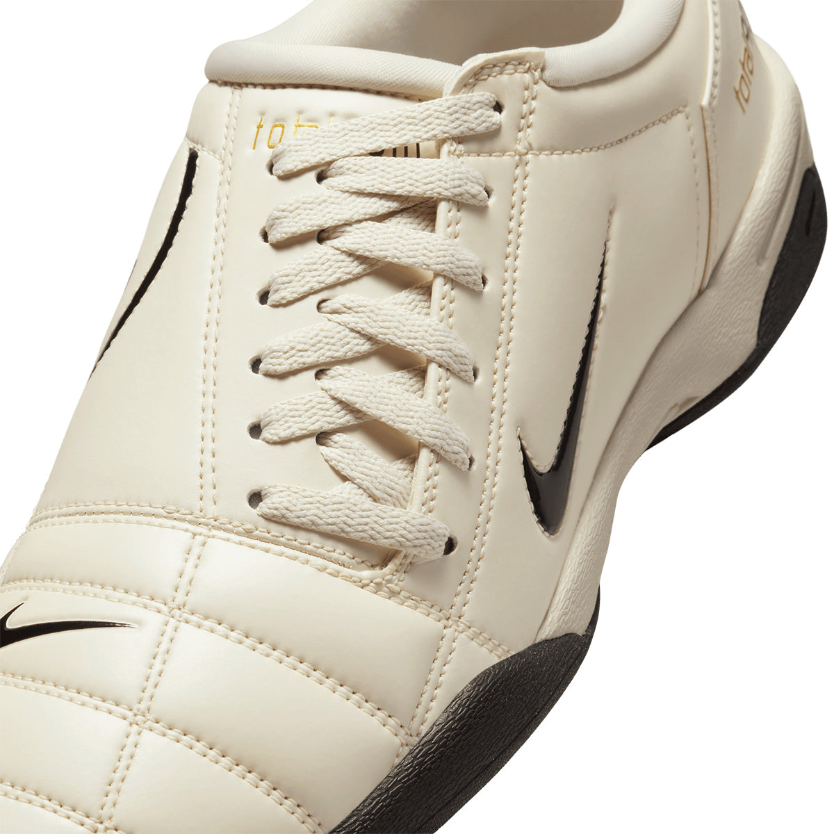 Image of Total 90 III 'Light Orewood Brown'