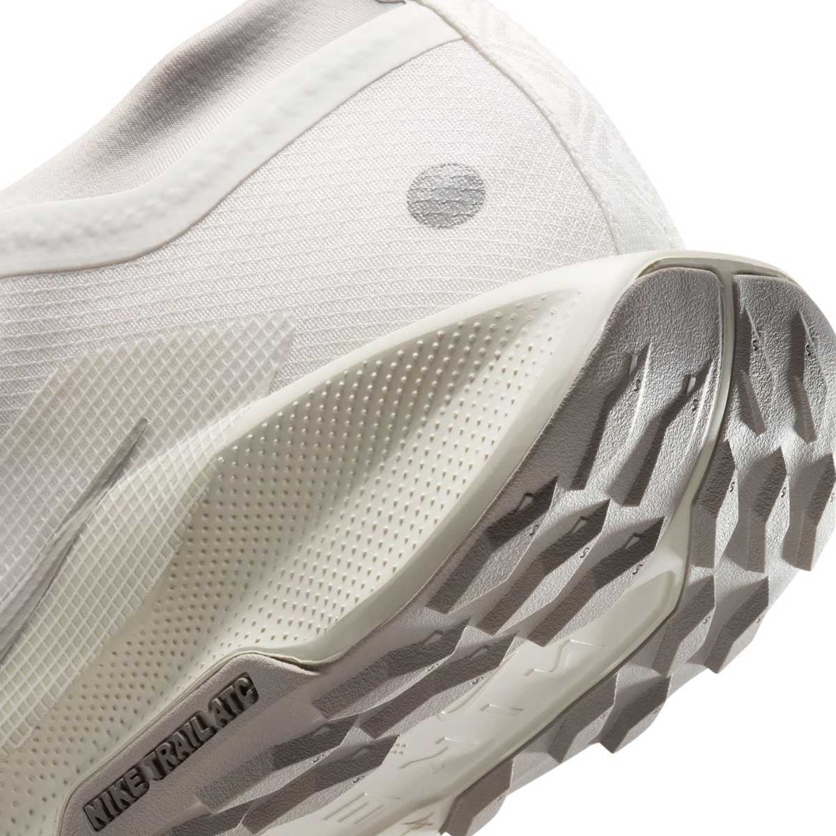 Image of REACTX PEGASUS TRAIL 5 GTX SP 'Summit White Light Bone'