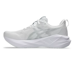 Image of Women's Asics Novablast 5 (White/Piedmont Grey)