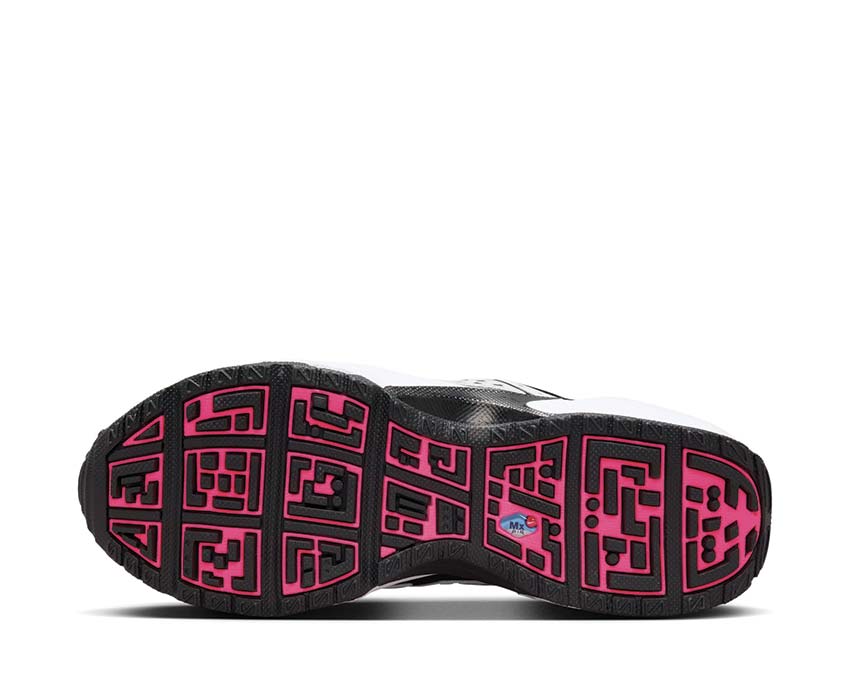 Image of Nike Air Max SNDR W Hyper Pink / Black - White FZ2068-600