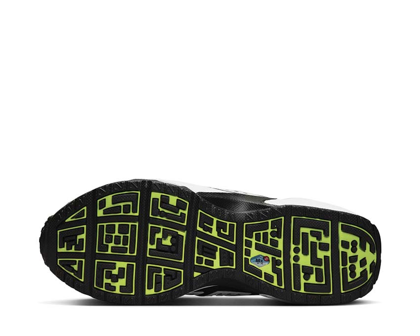 Image of Nike Air Max SNDR W Volt / Black - White FZ2068-700