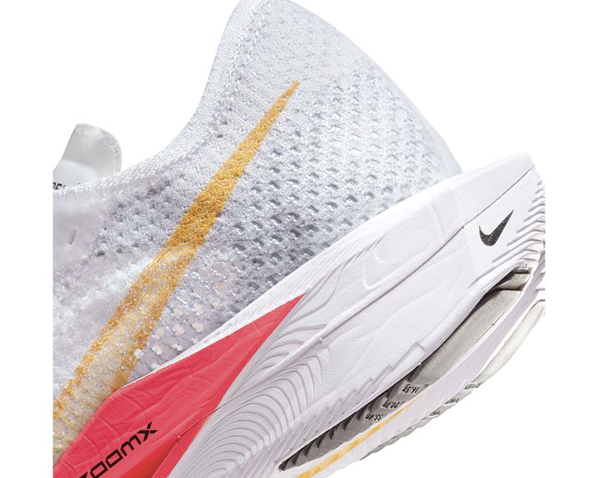 Image of Nike Vaporfly 3% W DV4130-101