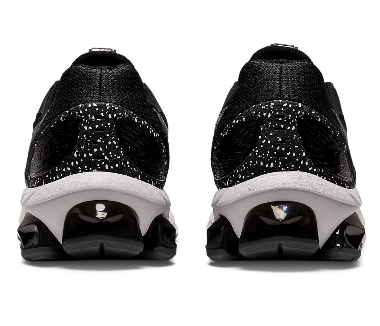 Image of Women's Asics Gel-Quantum 180 7 (Black/White)