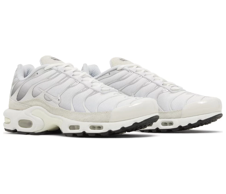Image of Men's Nike Air Max Plus TN (Pure Platinum)