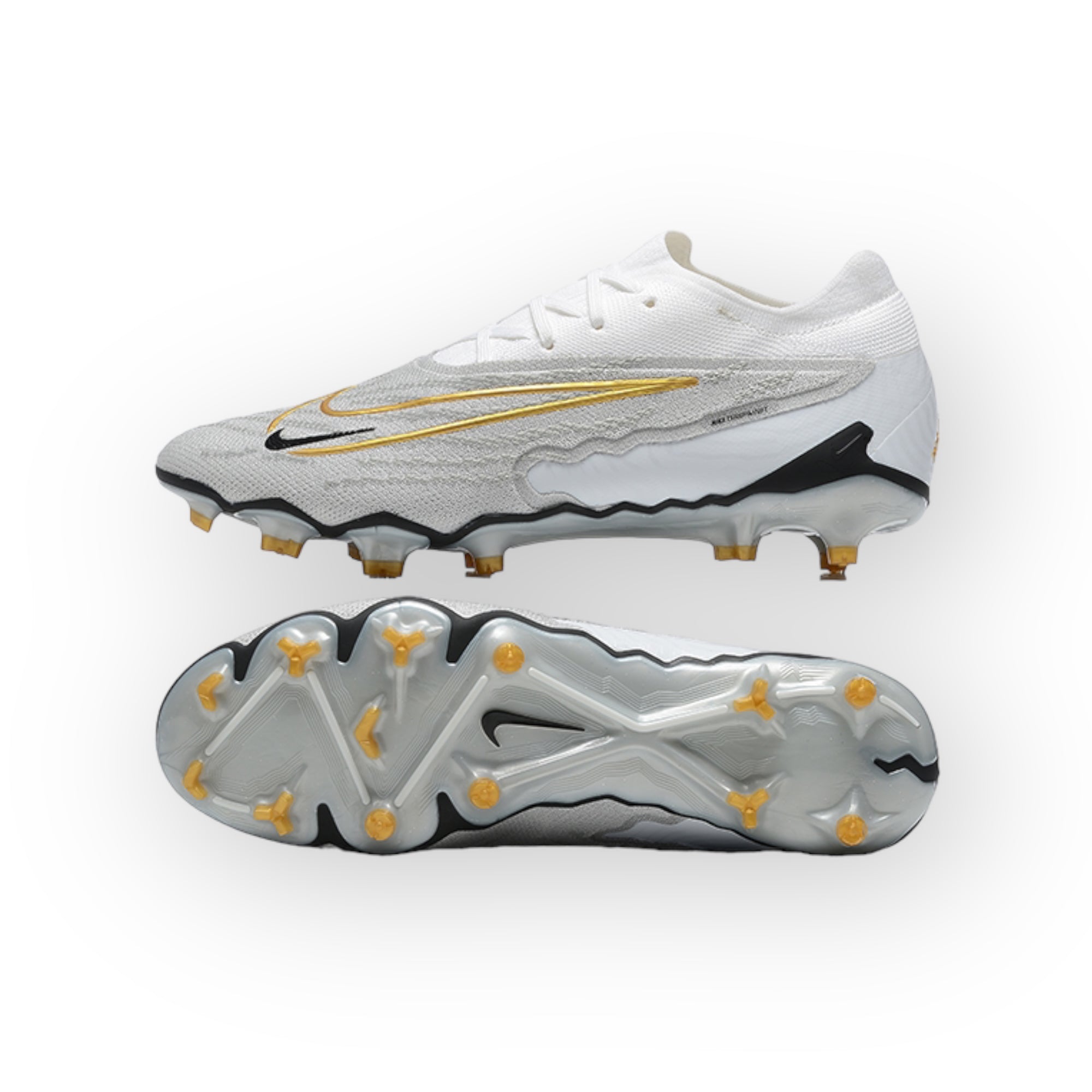 Image of حذاء نايكي فانتوم جي اكس ايليت اف جي