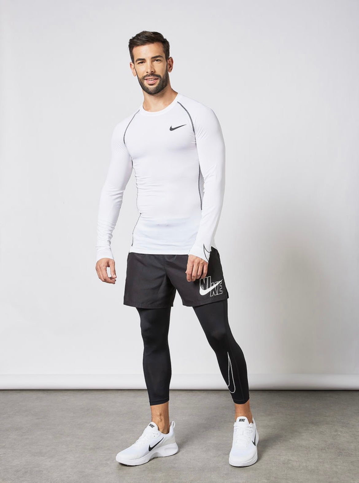 Image of قميص Nike Pro Dri-FIT الضيق