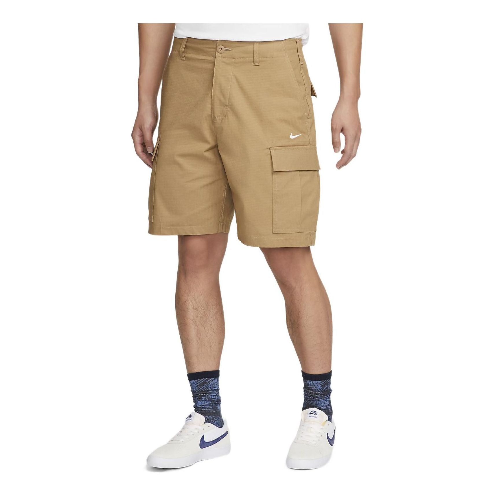 Image of Men's Nike SB Skateboard Solid Color Cargo Casual Shorts Brown DQ6293-258