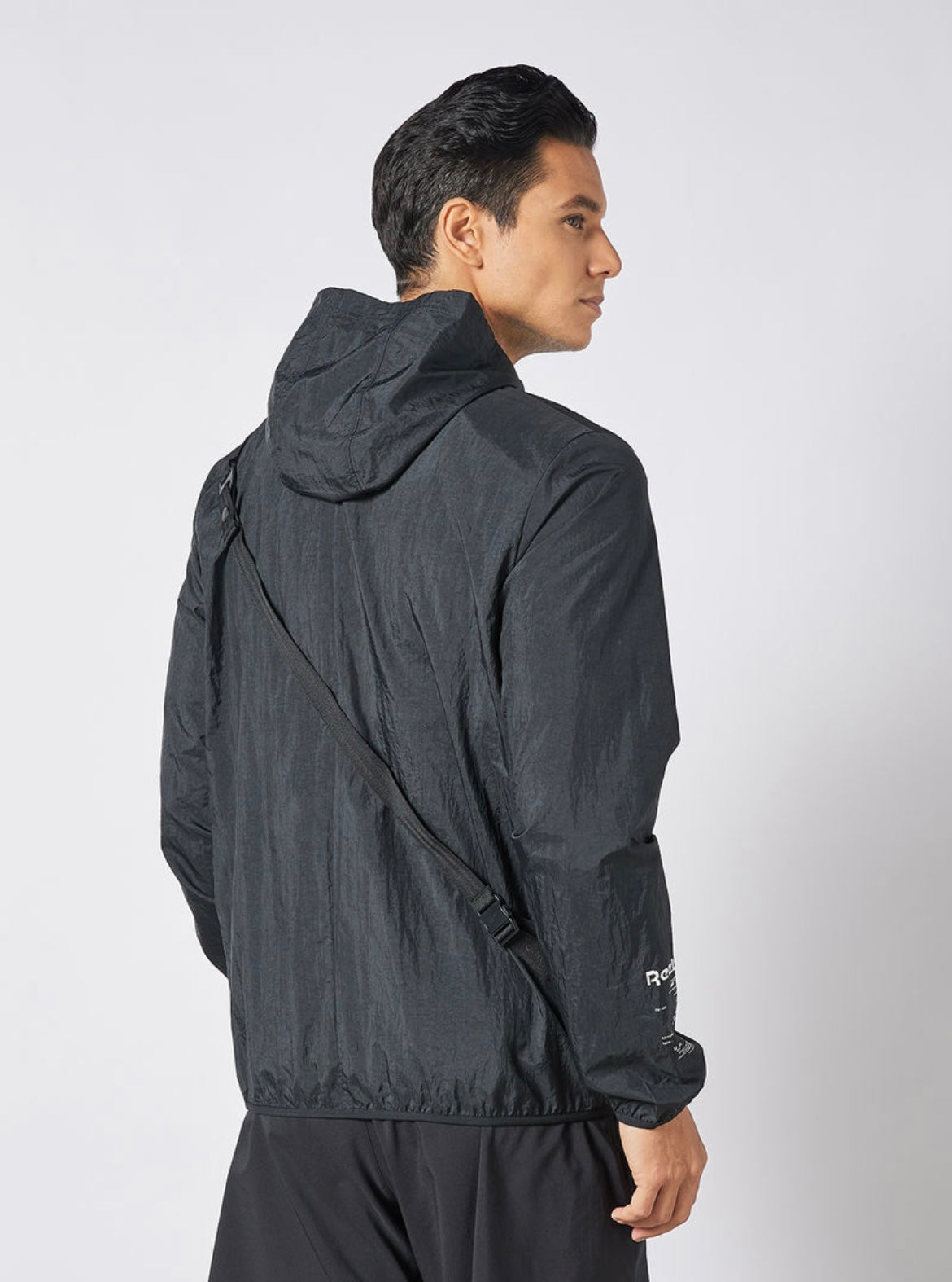 Reebok Training Road Trip Woven  Jacket