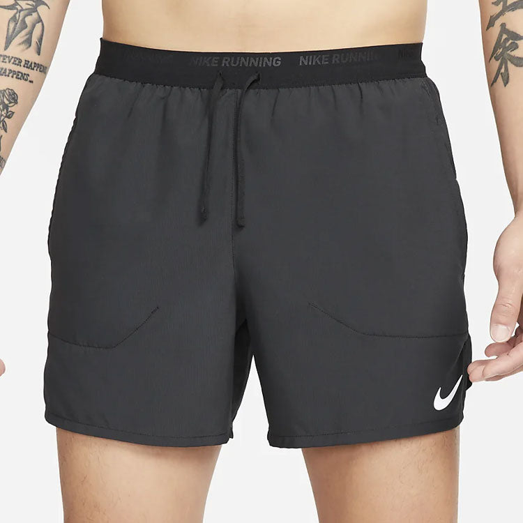 Image of Men's Nike Solid Color Logo Printing Casual Sports Shorts Black DM4756-010