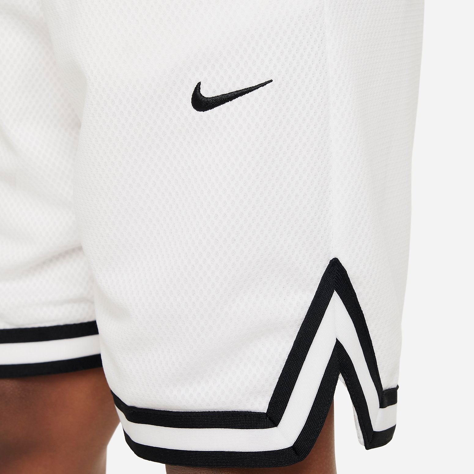 Image of (PS) Nike Dri-FIT DNA Basketballshorts 'Weiß' DZ4280-100