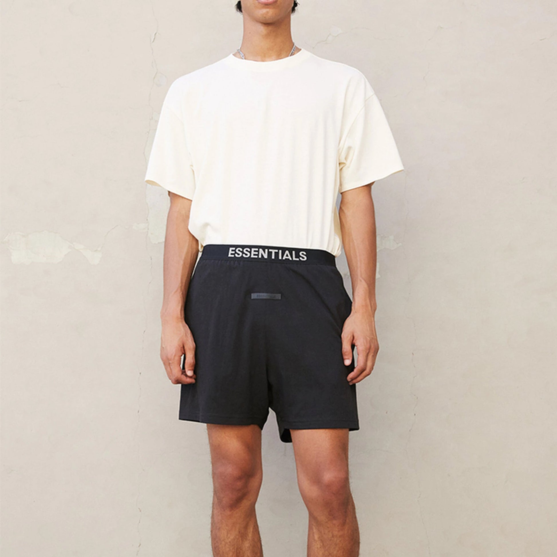 Fear of God Essentials FW21 Lounge Short Black FOG-FW21-050