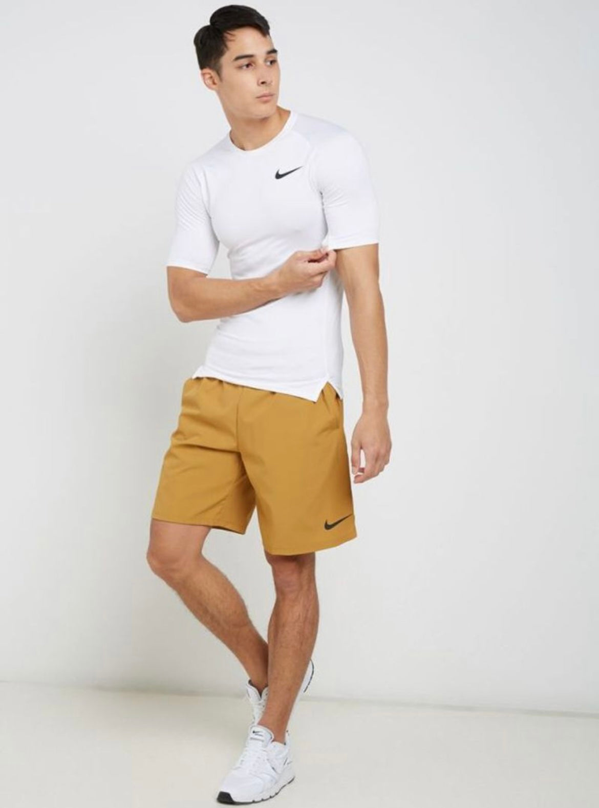 Image of قميص Nike Pro Tight-FIT