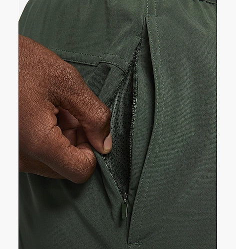 Image of شعار نايكي باللون الأخضر CZ2235-337