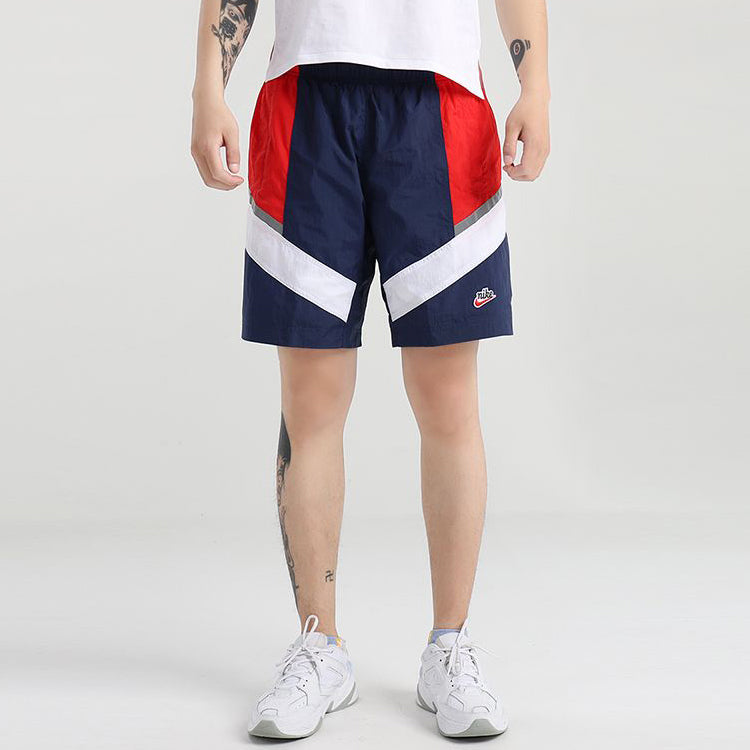 Image of حذاء Nike Sportswear Heritage Windrunner باللون الأحمر الداكن والأبيض CU4437-410