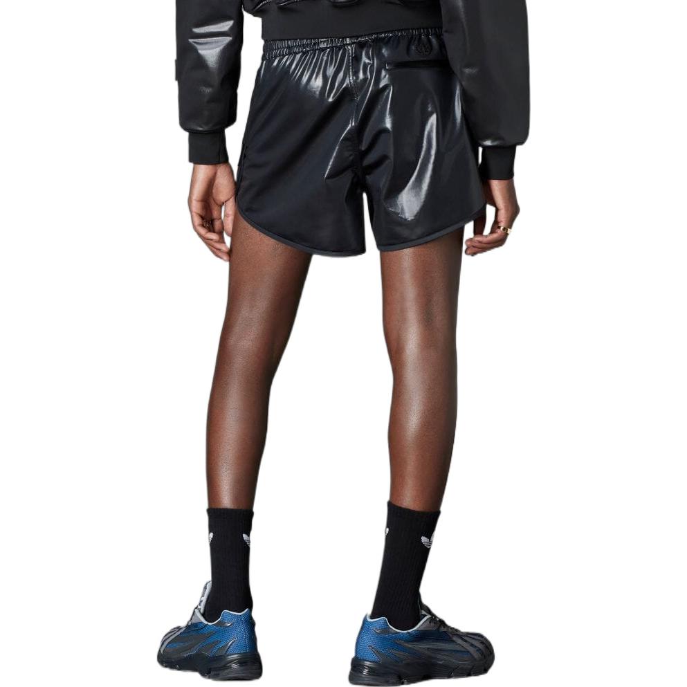 Image of adidas originals FW22 Logo HM6464