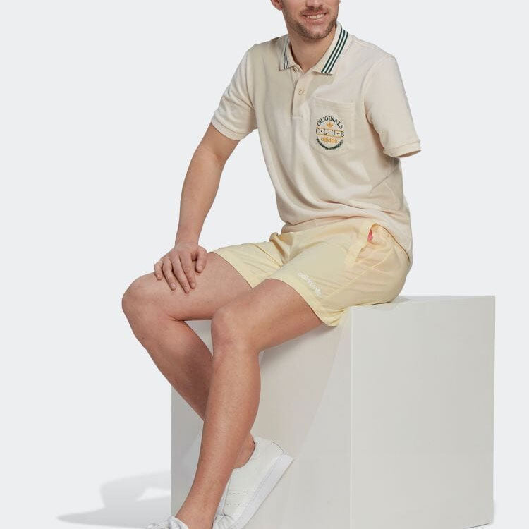 Image of Men's adidas originals Logo Embroidered Elastic Waistband Straight Shorts Yellow