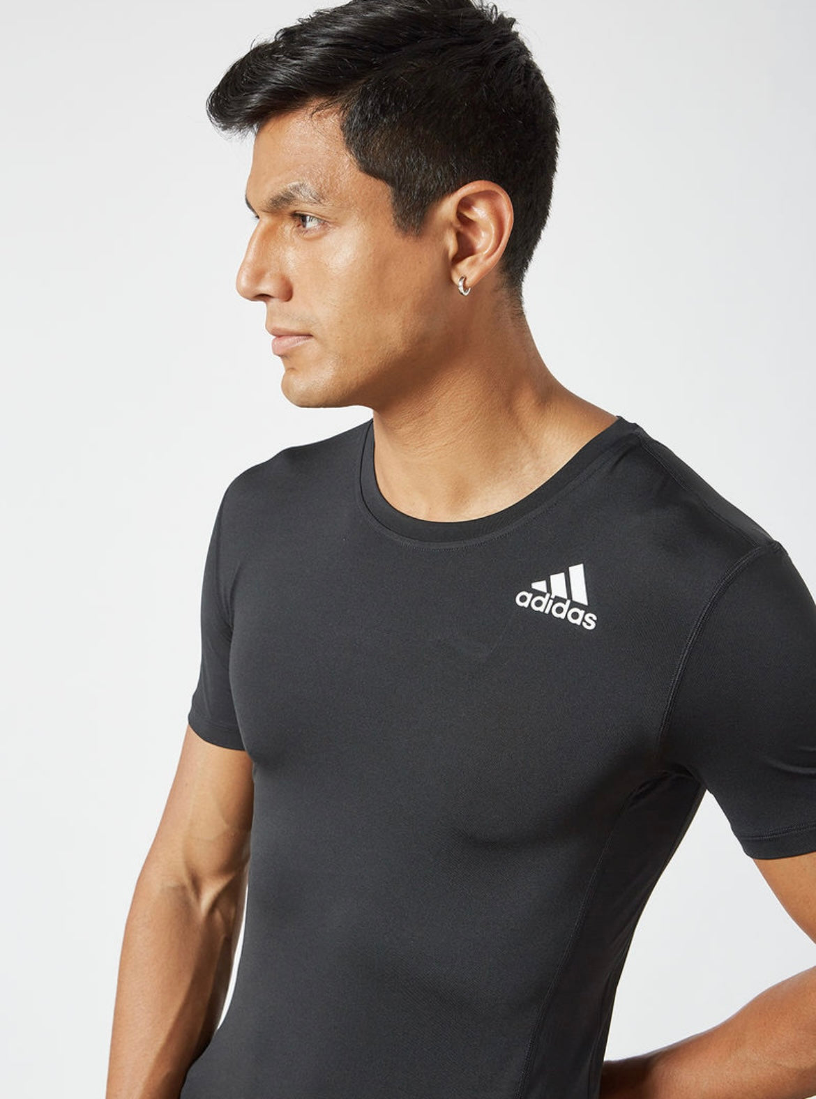 Image of تي شيرت الجري المضغوط من Adidas Techfit