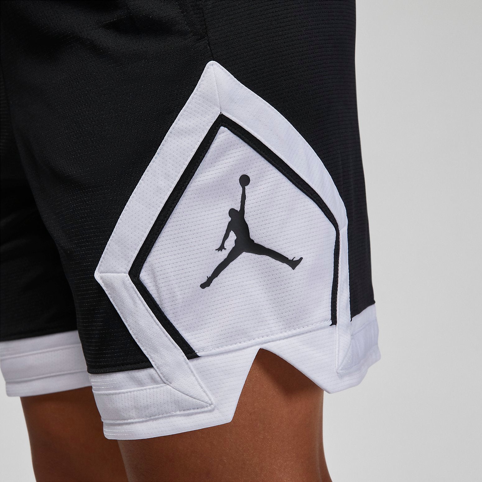 Image of (WMNS) Air Jordan Sport Diamond Shorts 'Schwarz' FB4589-010