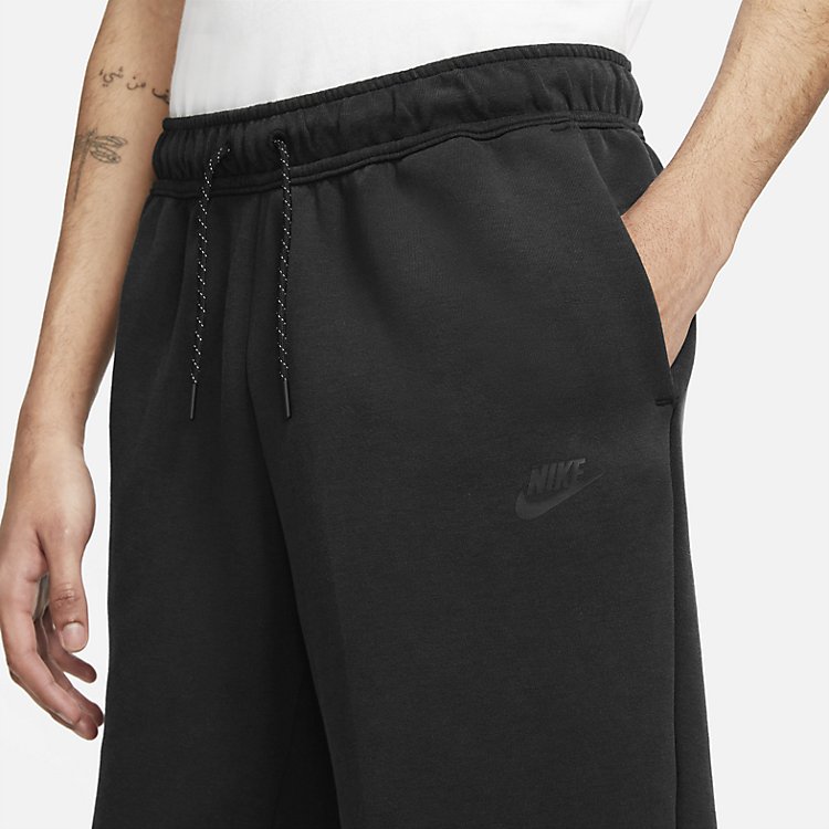 Image of Nike Sportswear Tech Fleece Washed Shorts 'Black' CZ9912-010